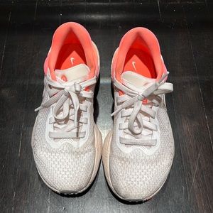 Nike ZoomX white and orange size 7